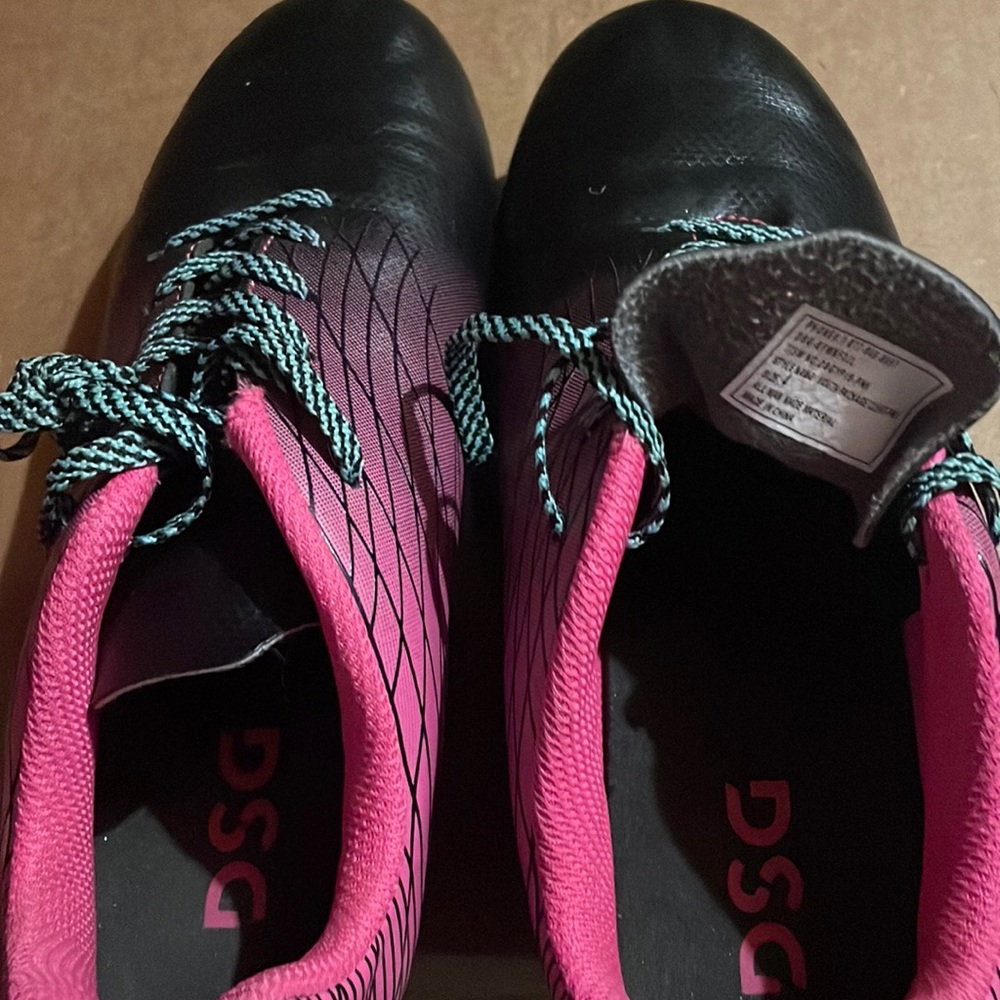 Girls DSG cleats